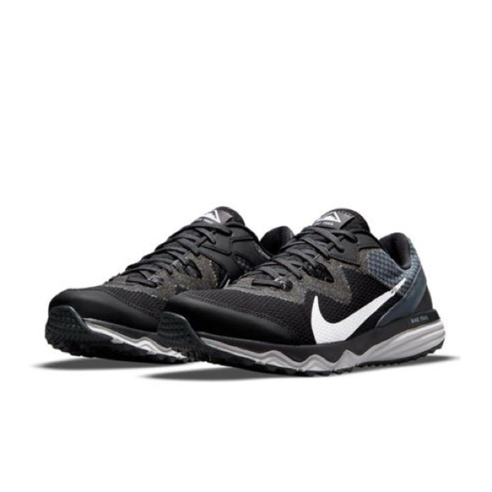 NIKE | Juniper Trail Sneakers - Picture 2 of 14